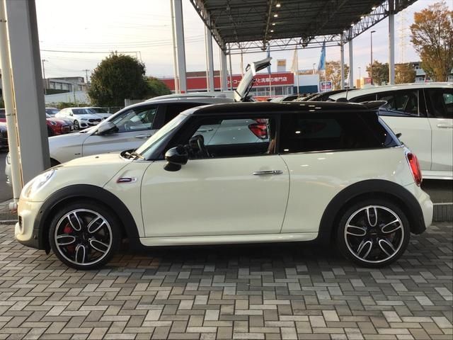 Bmw MINI 2019-04 11819-9