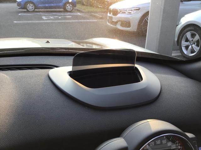 Bmw MINI 2019-04 11819-25