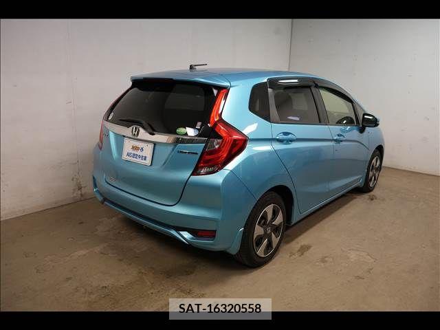 Honda FIT HYBRID 2017-11 304017-2