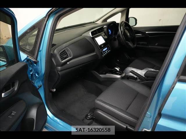 Honda FIT HYBRID 2017-11 304017-1