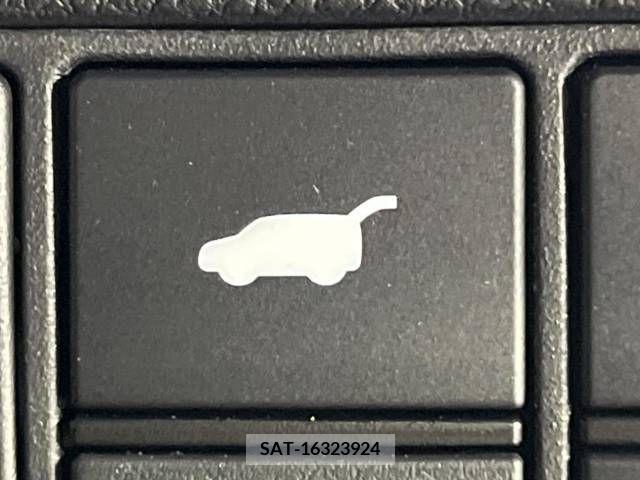 Honda VEZEL 2021-06 369985-5
