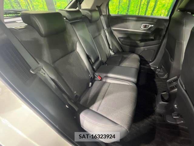 Honda VEZEL 2021-06 369985-9