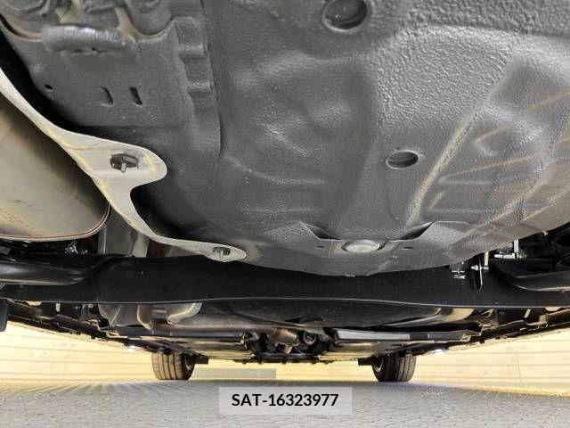 Nissan AURA 2022-01 292932-17