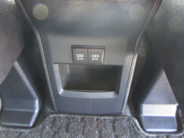 Toyota ESQUIRE 2020-01 23711-20