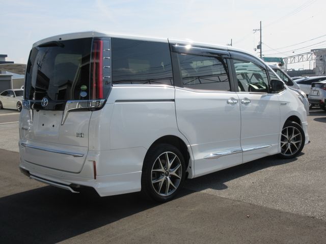 Toyota ESQUIRE 2020-01 23711-3