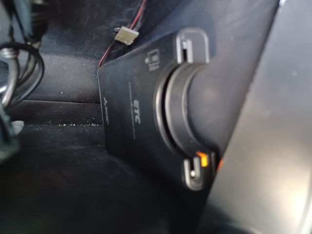 Toyota VITZ HYBRID 2018-08 5184-6