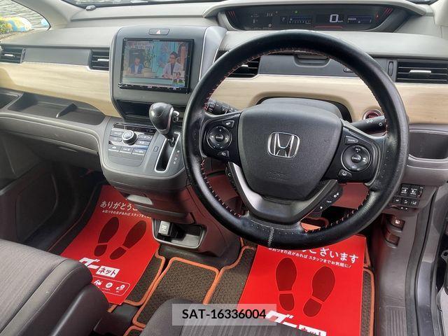Honda FREED 2017-03 330289-14