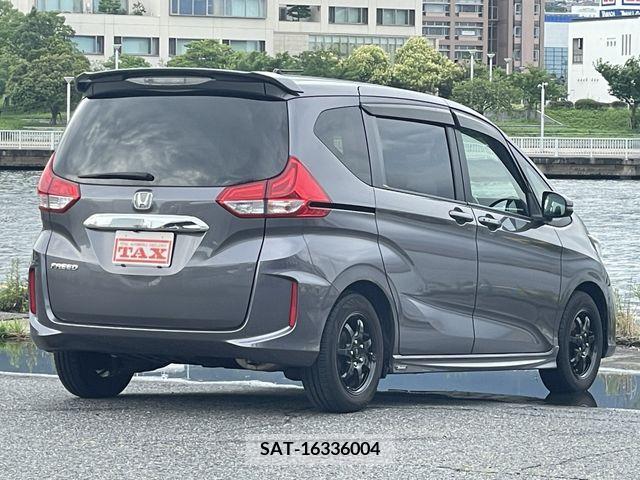 Honda FREED 2017-03 330289-6
