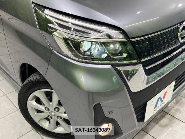 Nissan ROOX 2019-08 323926-12