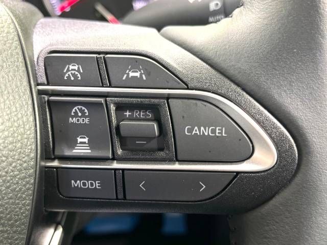Toyota VOXY 2023-04 186409-5