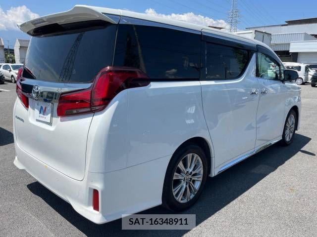 Toyota ALPHARD 2020-12 355587-18