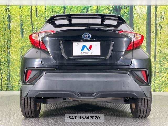 Toyota C-HR 2017-05 294977-15