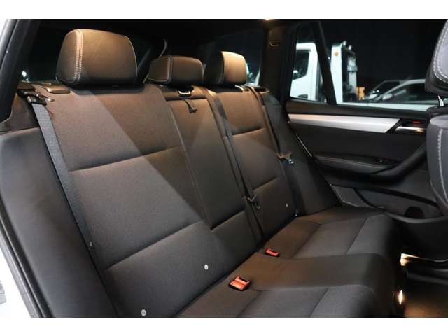 Bmw X3 2013-03 11813-26