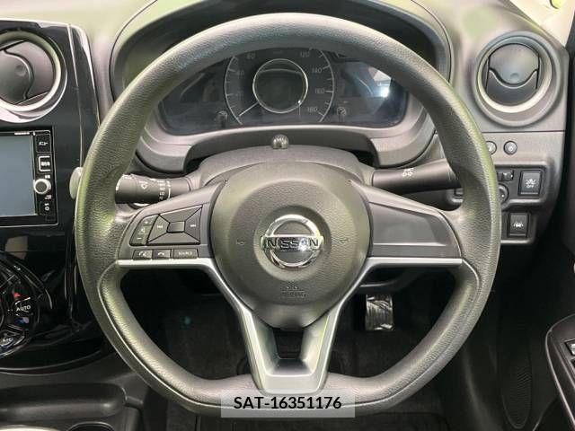 Nissan NOTE 2016-11 381794-11
