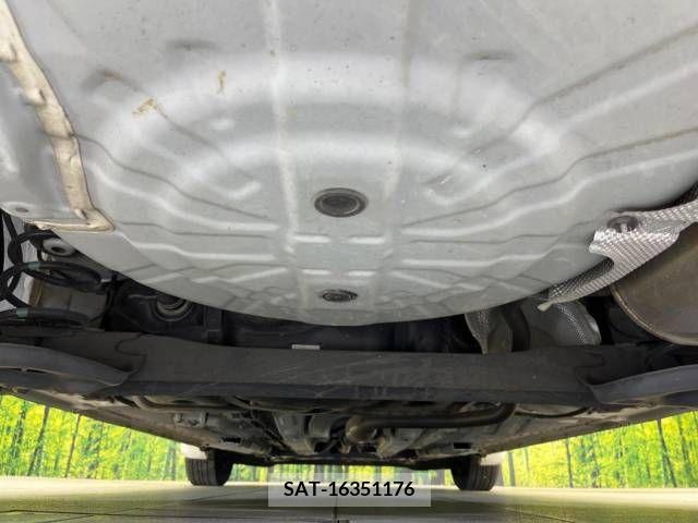 Nissan NOTE 2016-11 381794-19