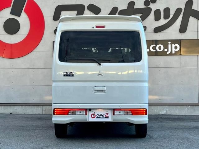 Mitsubishi TOWN BOX 2020-10 186247-2