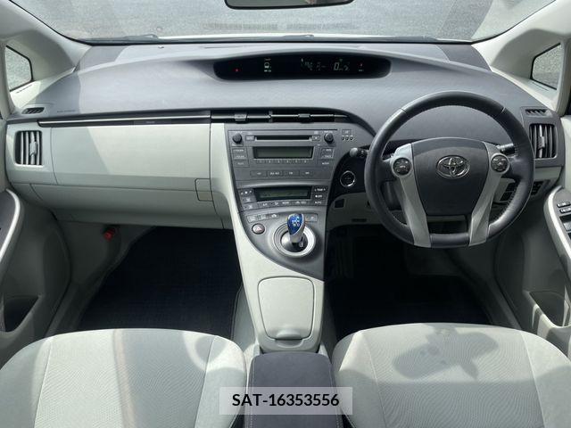 Toyota PRIUS 2011-10 326981-4