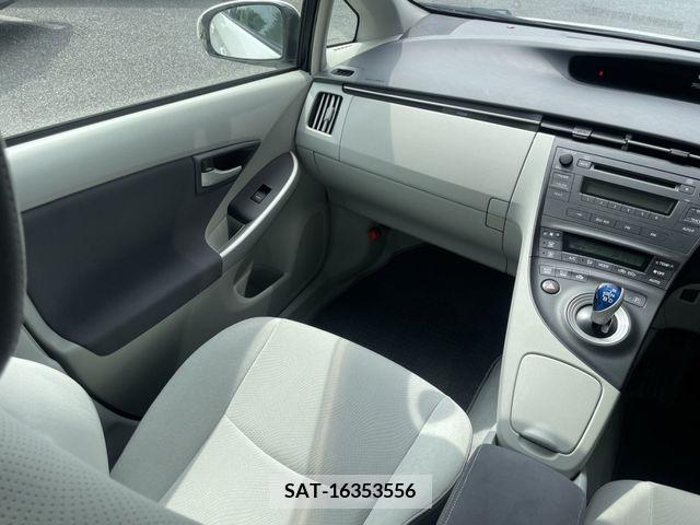 Toyota PRIUS 2011-10 326981-8
