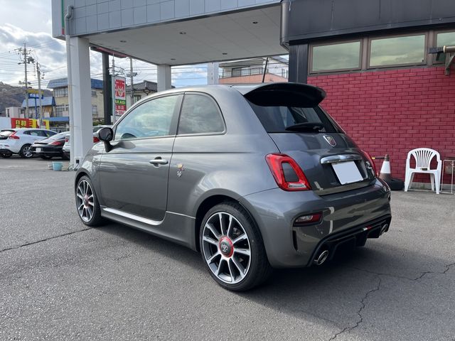Abarth 595 2017-06 194259-2