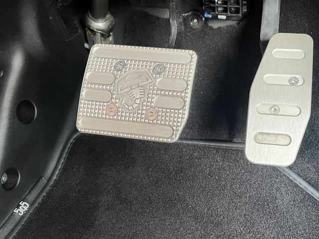 Abarth 595 2017-06 194259-23