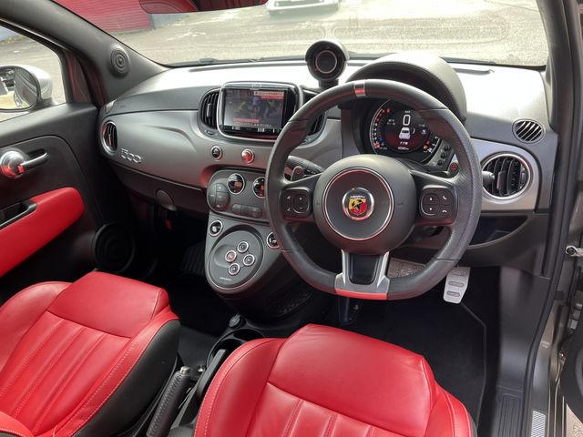 Abarth 595 2017-06 194259-1