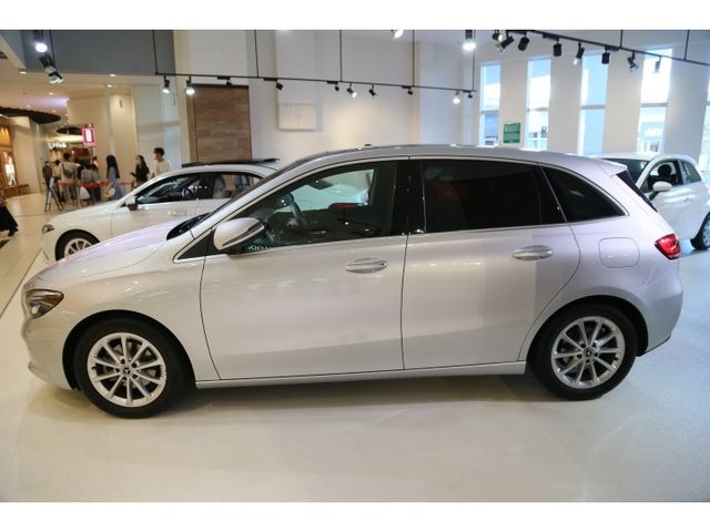 Mercedes Benz B-CLASS 2021-03 14322-5