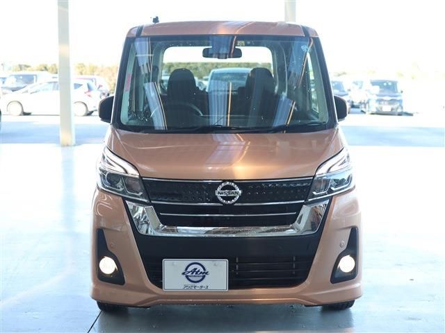 Nissan DAYZ ROOX 2018-10 195557-1