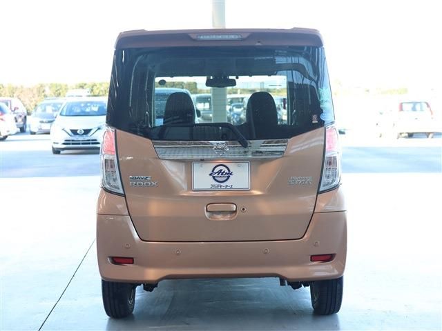 Nissan DAYZ ROOX 2018-10 195557-4