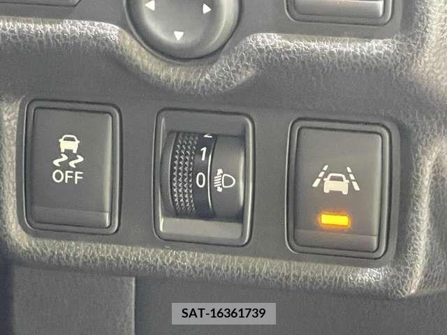 Nissan NOTE 2016-05 217543-18
