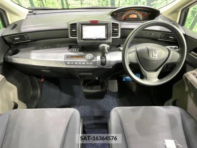 Honda FREED 2009-11 360556-1