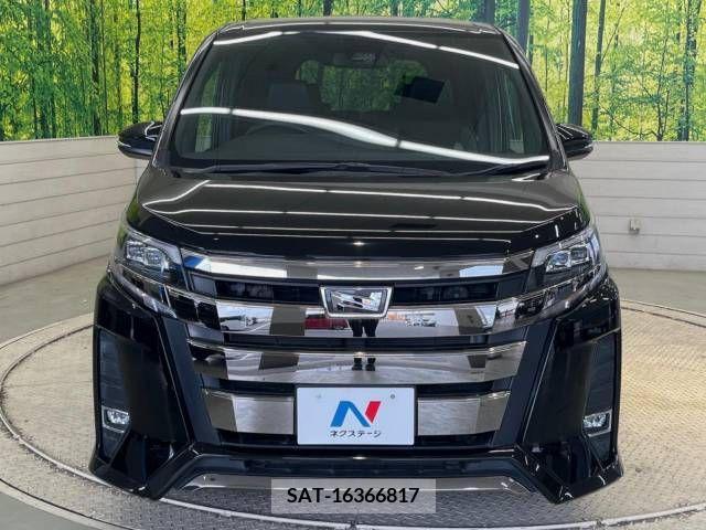 Toyota NOAH 2018-12 341165-15