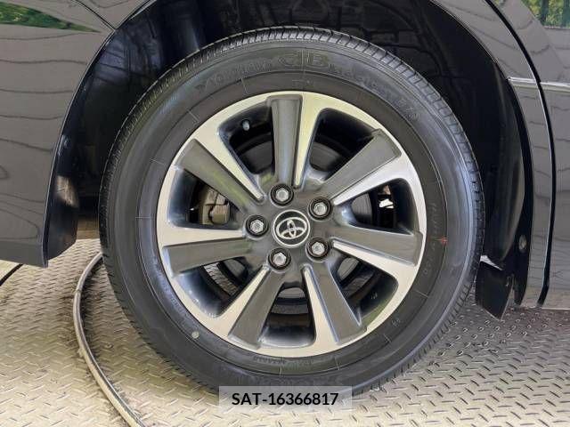 Toyota NOAH 2018-12 341165-14