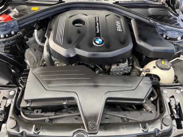 Bmw 3 SERIES 2018-10 185047-18