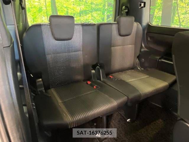Toyota VOXY 2019-07 341531-10