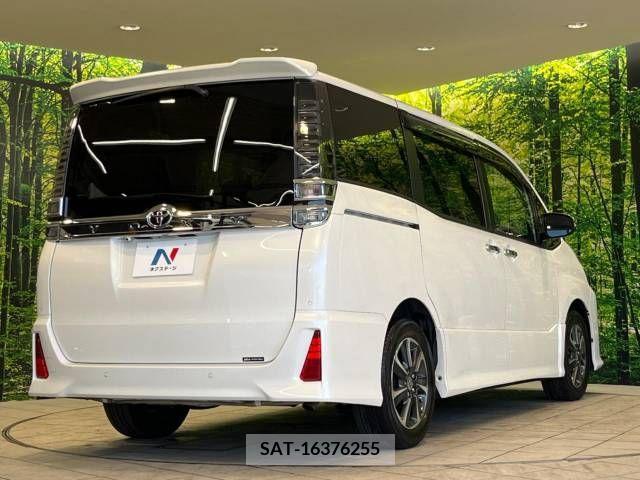 Toyota VOXY 2019-07 341531-18