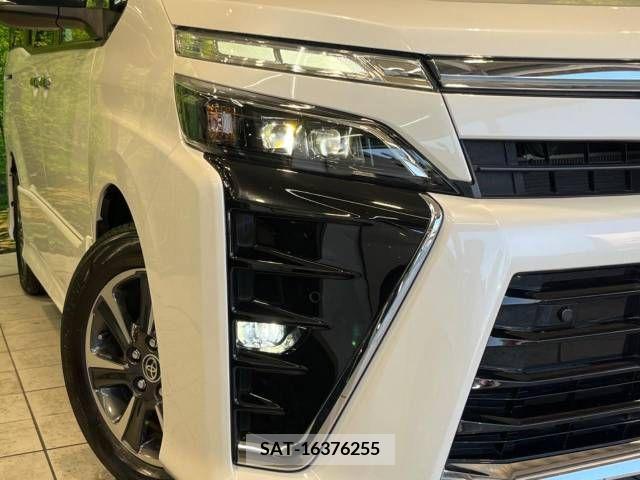 Toyota VOXY 2019-07 341531-13