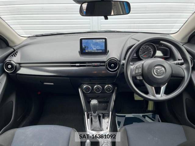 Mazda DEMIO 2015-04 352009-1