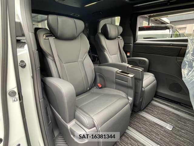 Toyota ALPHARD 2023-08 258928-16