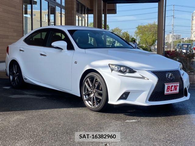 Lexus IS 2013-01 297909-6