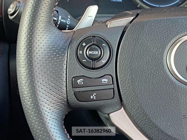 Lexus IS 2013-01 297909-15