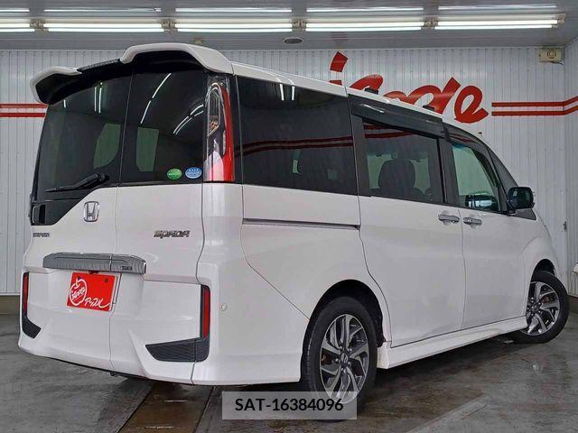 Honda e 2016-01 384452-1