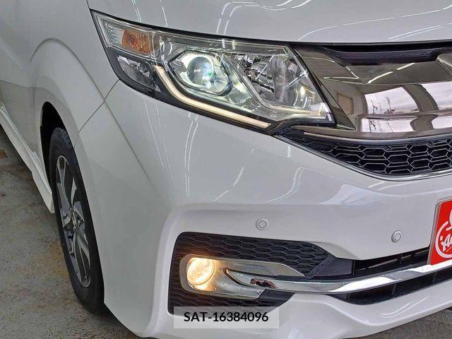 Honda e 2016-01 384452-5