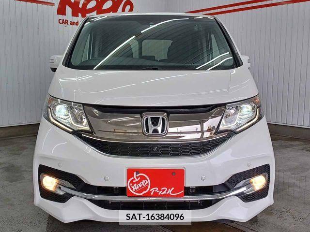 Honda e 2016-01 384452-4