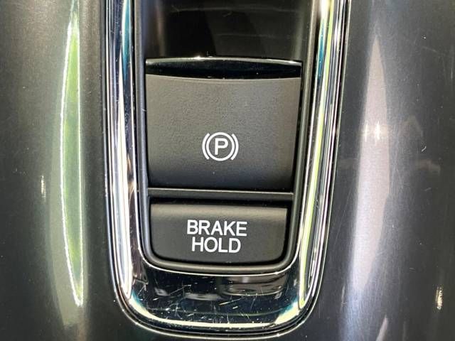 Honda VEZEL 2019-03 26470-6