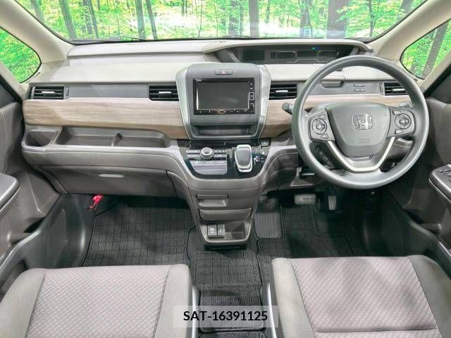Honda FREED HYBRID 2022-01 214682-1