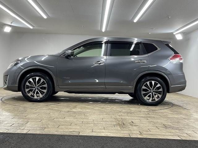 Nissan X-TRAIL 2015-11 22777-13