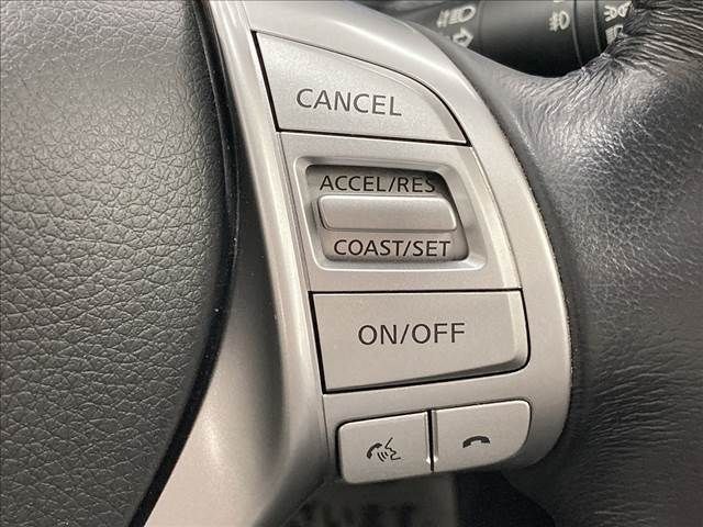 Nissan X-TRAIL 2015-11 22777-5