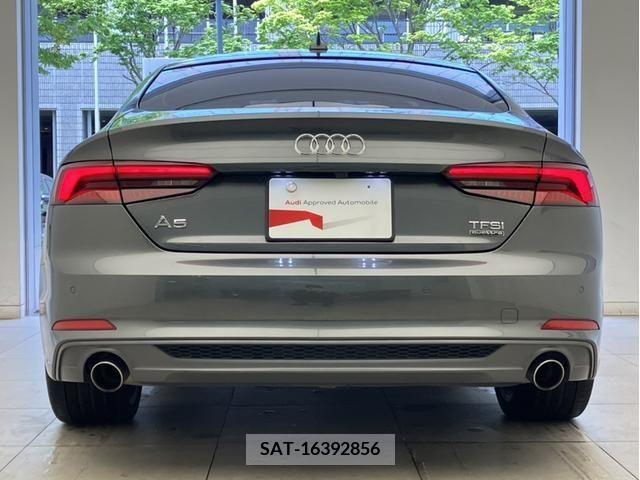 Audi A5 2017-11 261444-3