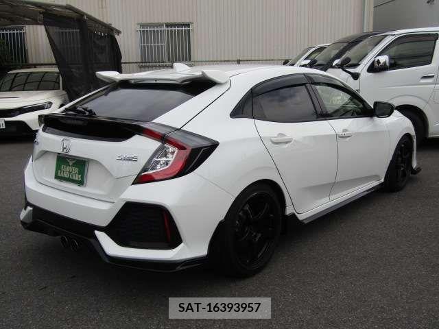 Honda CIVIC 2019-01 382584-5
