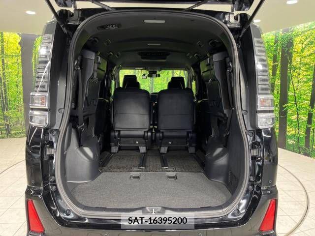 Toyota VOXY 2021-01 289259-10
